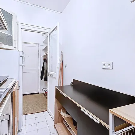 Charming 2room Flat Near Buttes-chaumont Appartamento